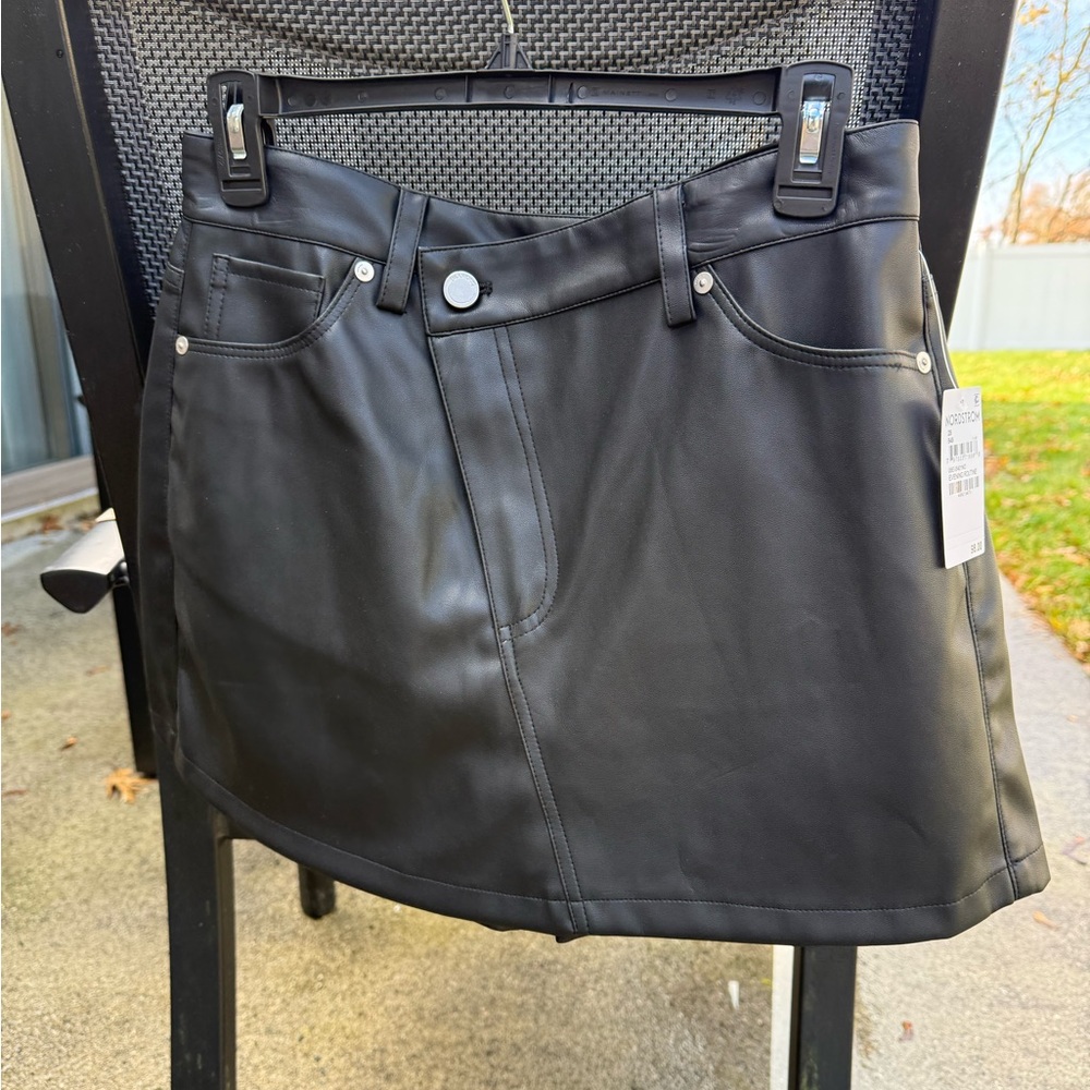 NWT Blank NYC Faux leather skort Black Sz 28